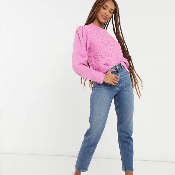 Wednesday"s Girl Pink Crew Neck Pink Sweater size large - Picture 3 of 10